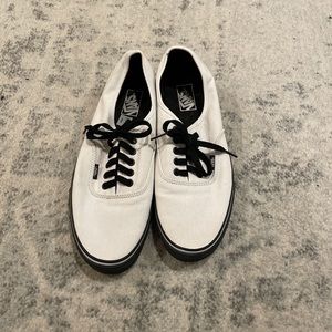 Vans classic white and black size 12